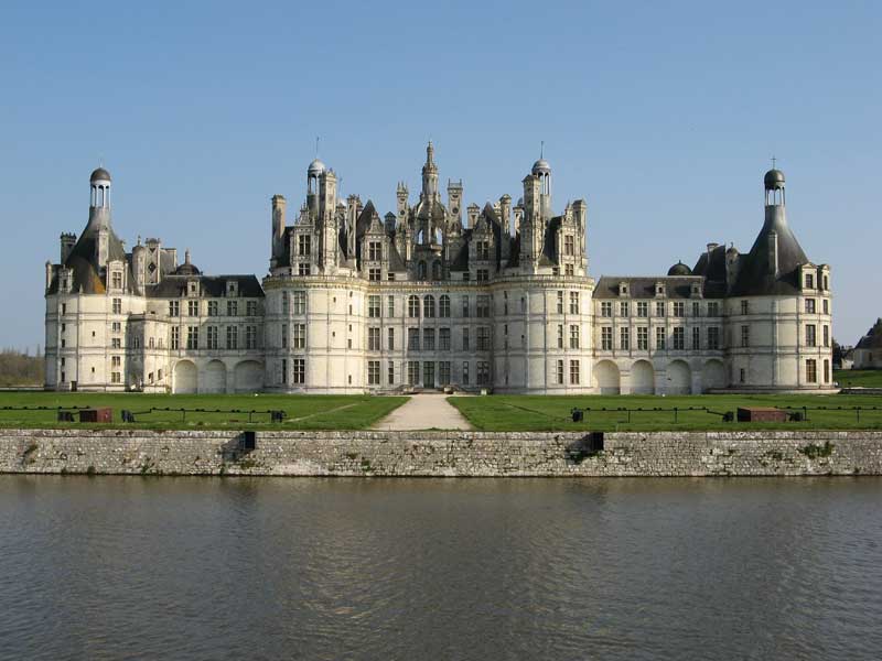 Vue panoramique du château de Chambord