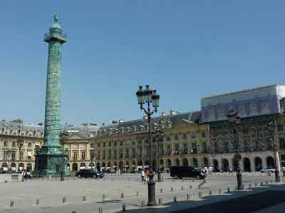 Colonne en bronze sur la place Vendôme