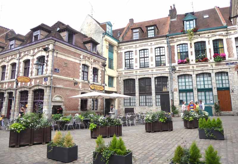 place aux Oignons dans le Vieux Lille